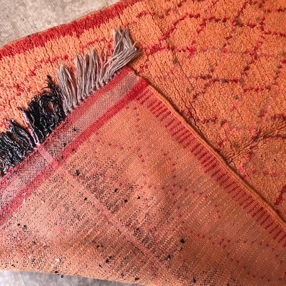 Authentic Vintage 1980s Berber Boujad Runner - 9'.3"x4' - Antique Rug Carpet - Picture 4 of 5